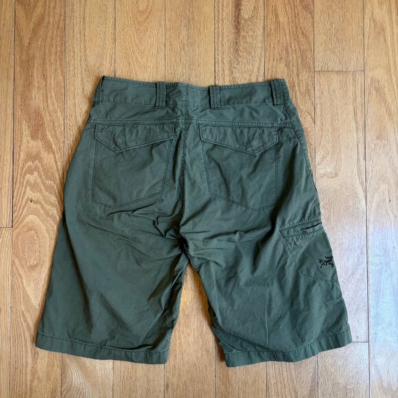 Arcteryx Hiking Shorts 30 - Picture 2 of 4
